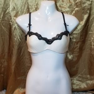 Lacey Bra